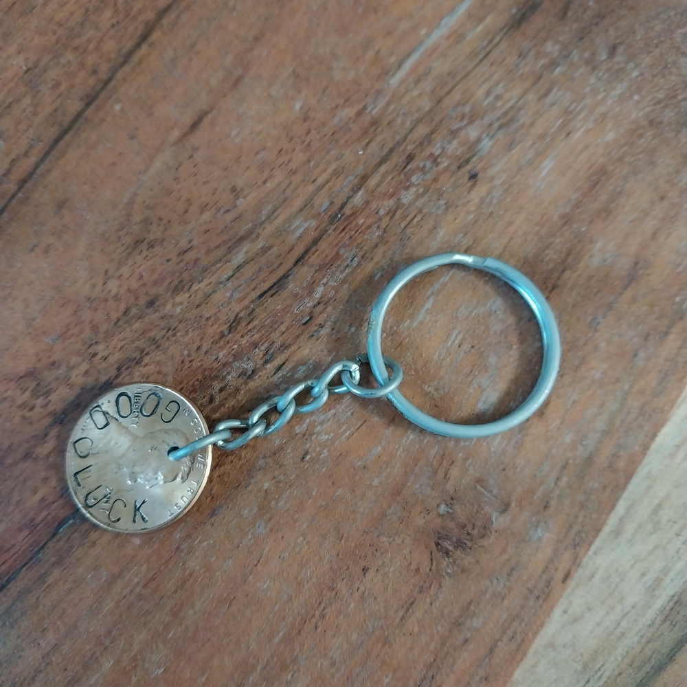 Good Luck Copper Keychain - Picture 2 of 4